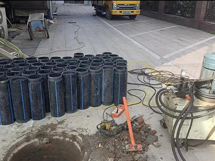 市中PE置换管厂家 DN315置换管 非开挖管短管置换